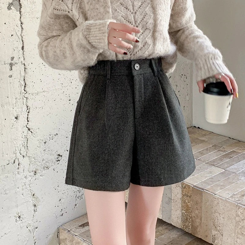 Seoulish Winter Woolen Shorts for Women 2025 New Elegant High Waist Pockets Casual Loose Mini A-line Skirts Shorts for Women